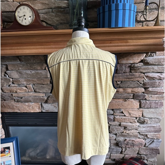 IZOD ⛳️ Ladies Yellow & White Stripe ‘G Flex’ Sleeveless Perf Golf Shirt - Sz XL - Picture 8 of 13